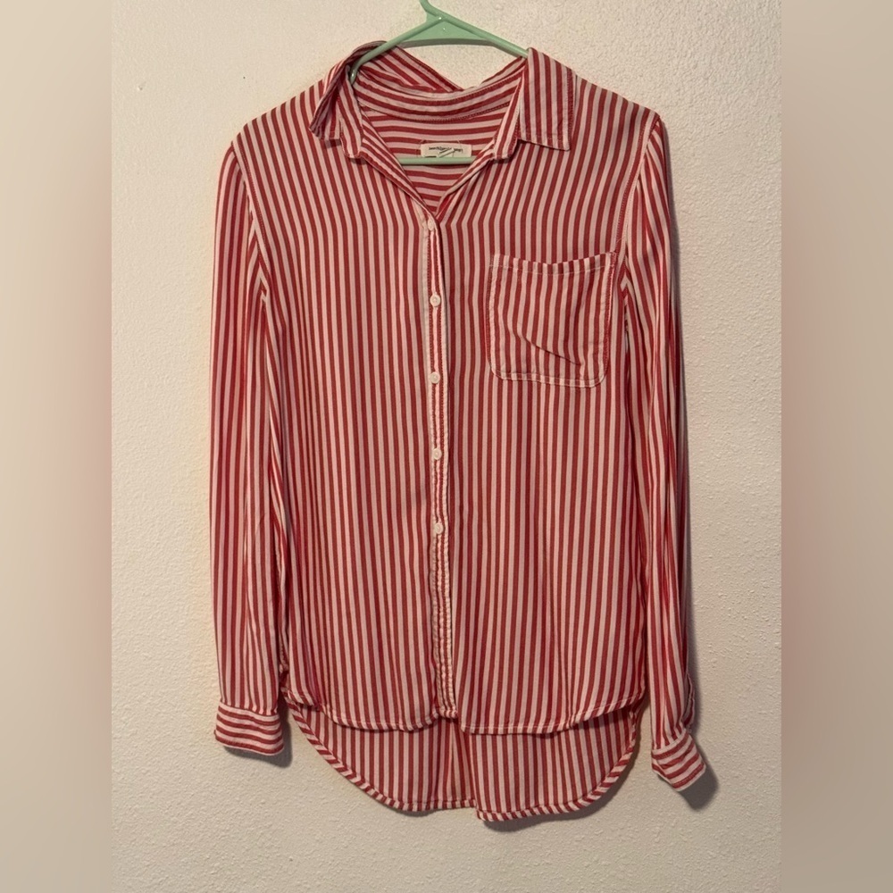 Beach lunch lounge stripped button up shirt size S